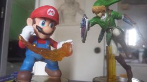 Mario and Link amiibos